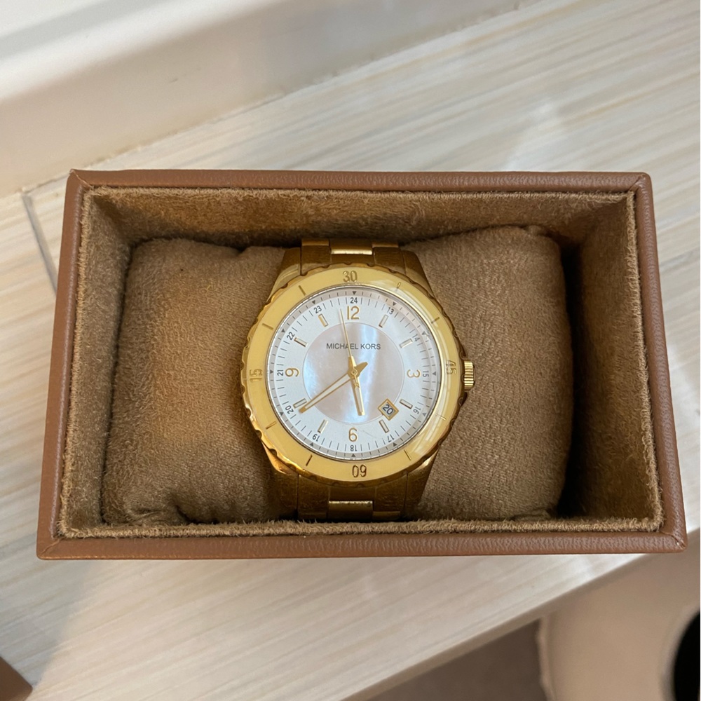 Michael Kors gold watch- LIKE NEW